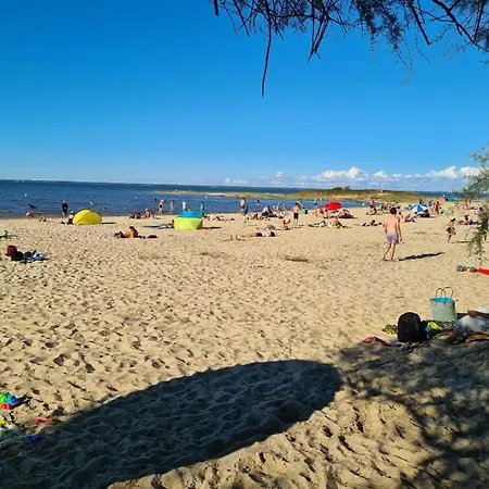 Privee Grande Terrasse Piscine Privee Port Gare アパート グジャン・メストラ